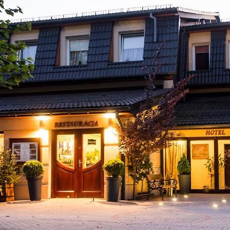 Hotel Relax Kęty Dış mekan fotoğraf