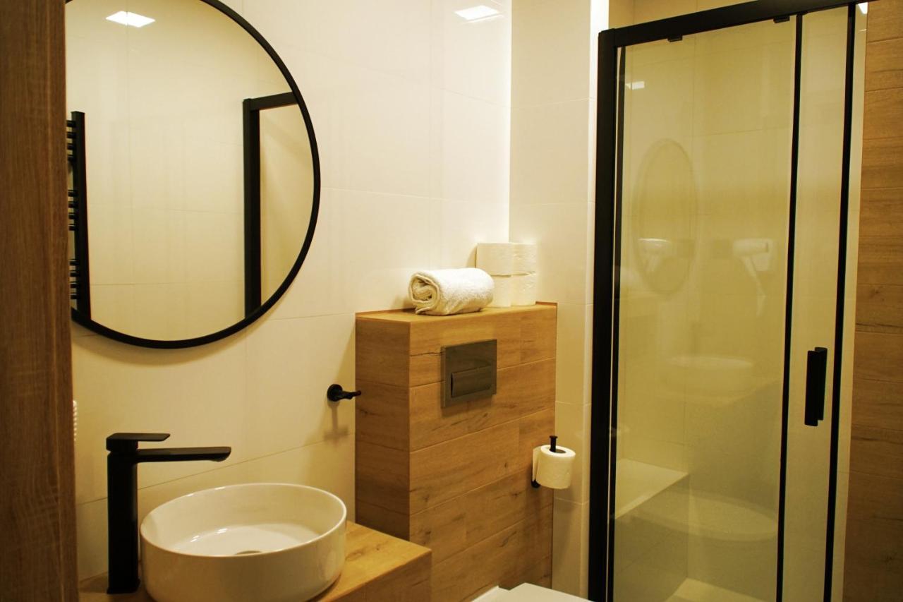 Hotel Relax Kęty Dış mekan fotoğraf