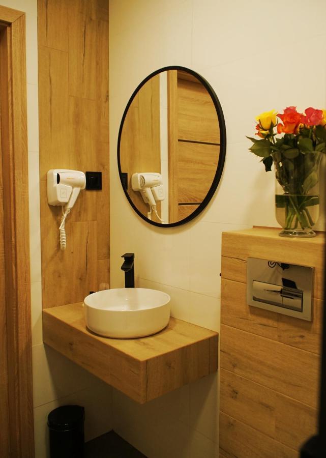 Hotel Relax Kęty Dış mekan fotoğraf