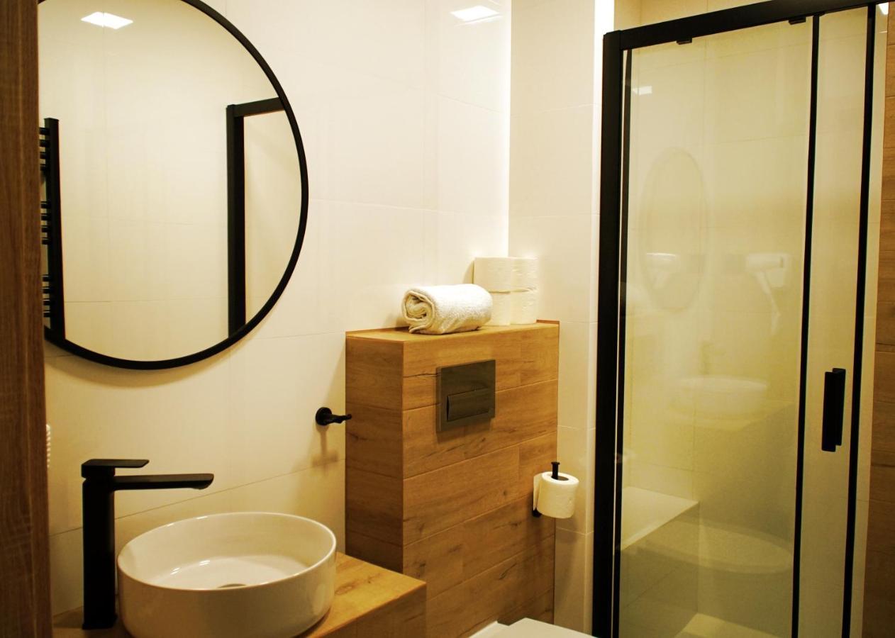 Hotel Relax Kęty Dış mekan fotoğraf