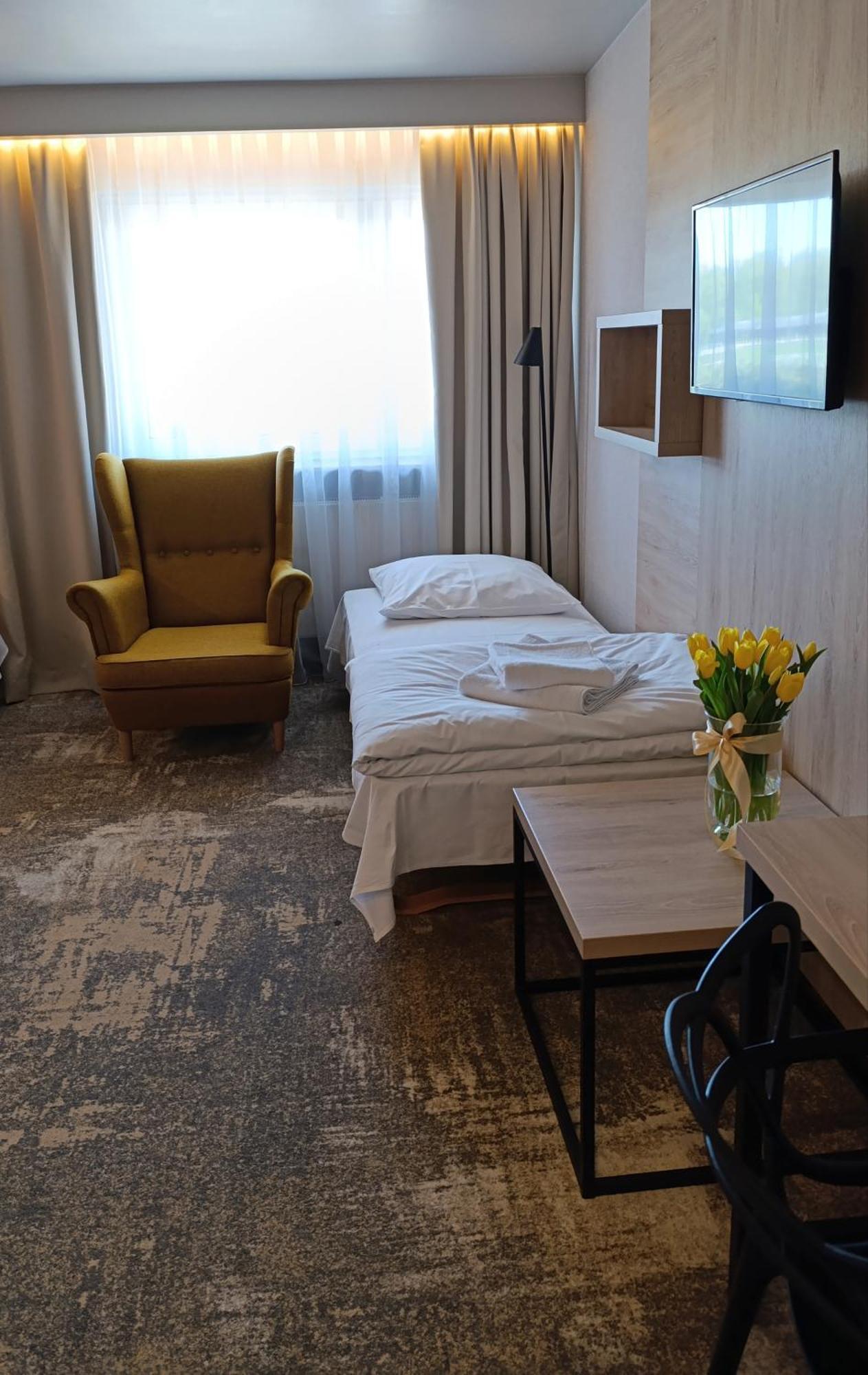 Hotel Relax Kęty Dış mekan fotoğraf