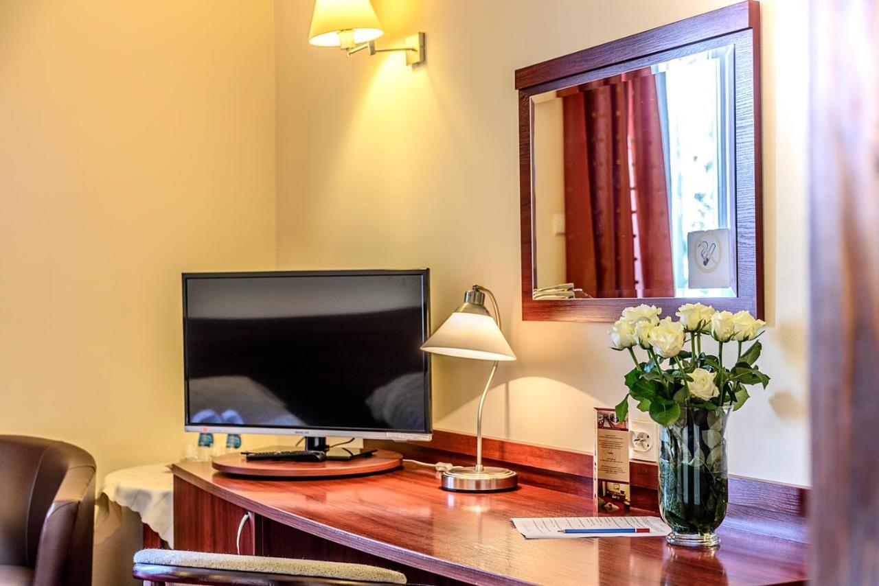 Hotel Relax Kęty Dış mekan fotoğraf