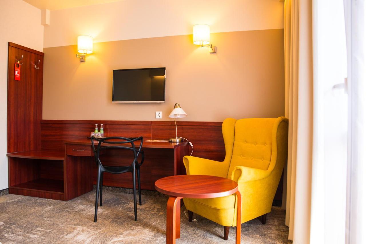 Hotel Relax Kęty Dış mekan fotoğraf